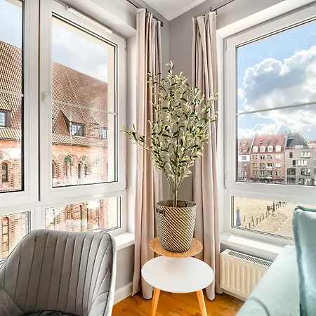 222 Stare Rynek Sienny No1 *