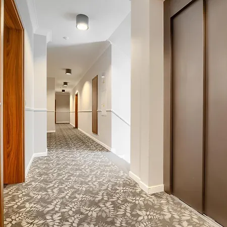222 Stare Rynek Sienny No1 Apartament